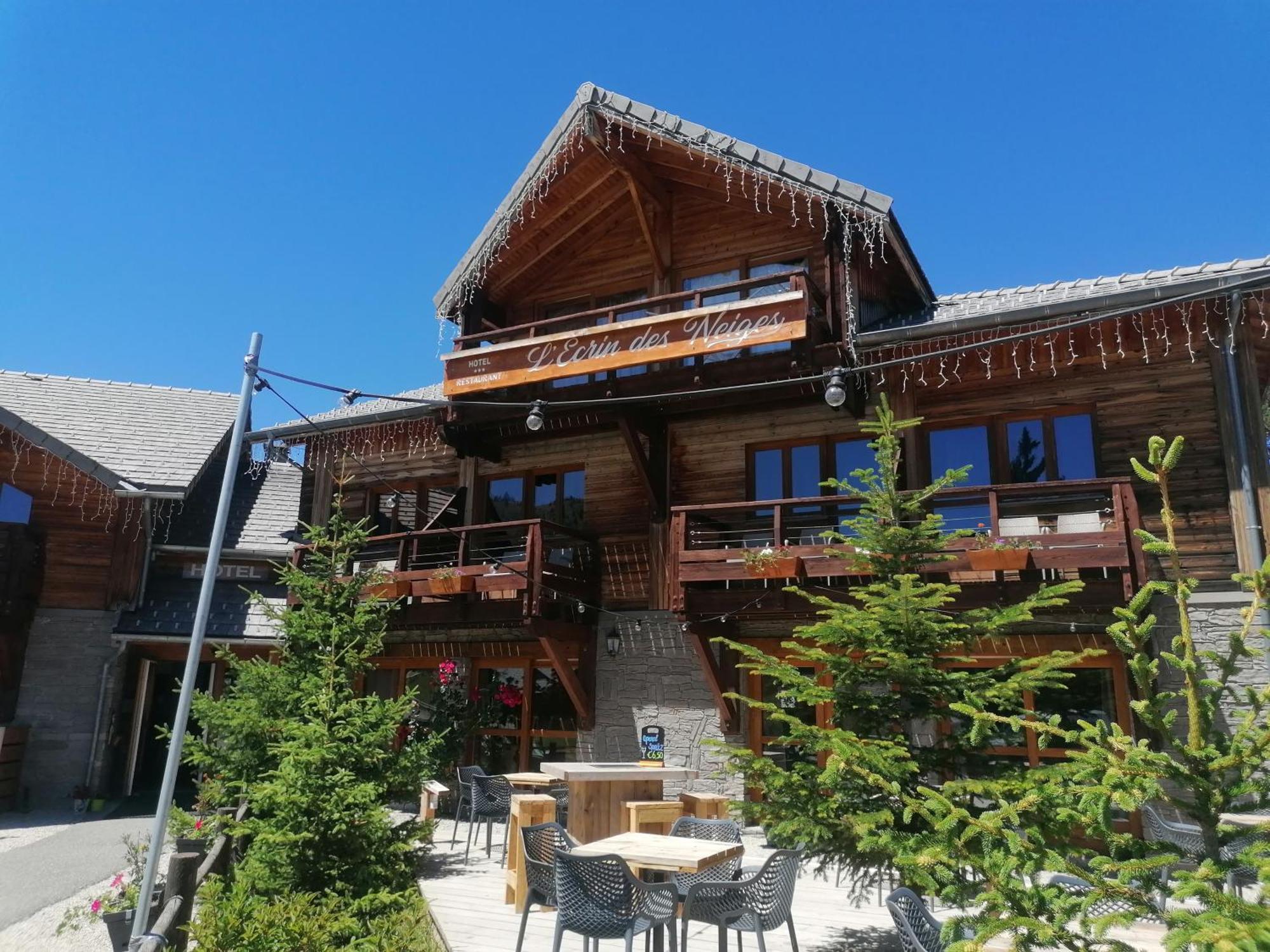 Sunweb Hotel L'Ecrin Des Neiges La Joue du Loup Bagian luar foto